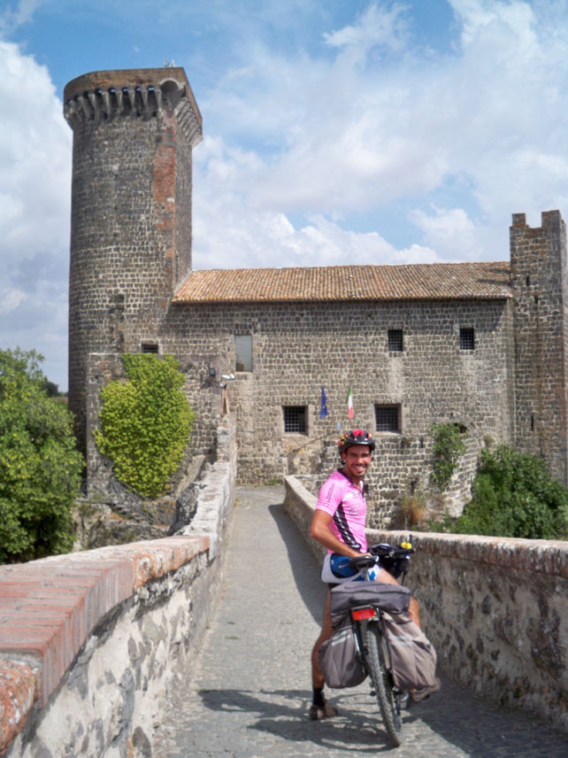 in-bici-al-castello1
