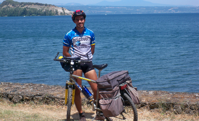 in-bici-al-lago